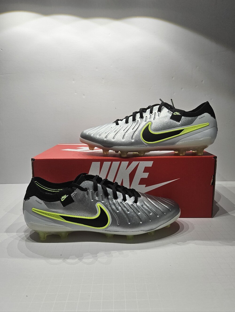 Nike Tiempo Legend 10 Elite AG Pro Metallic Silver Volt
